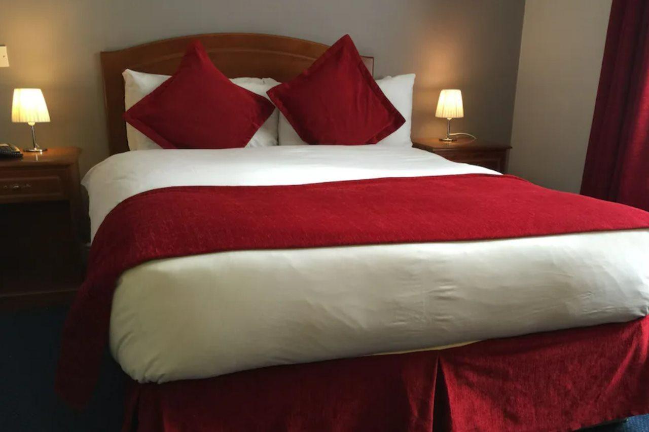 Charleville Lodge Hotel Dublin Exterior foto