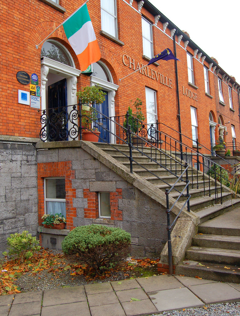 Charleville Lodge Hotel Dublin Exterior foto